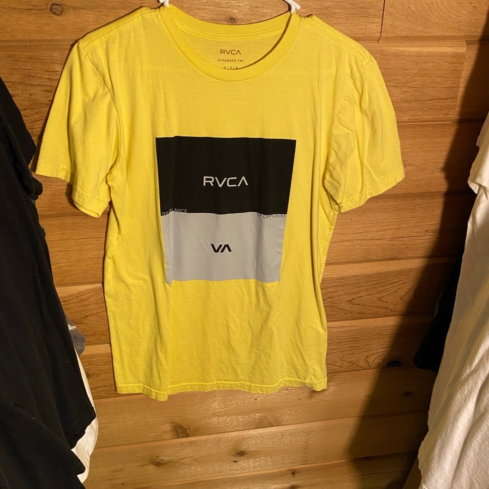 RVCA tee shirt